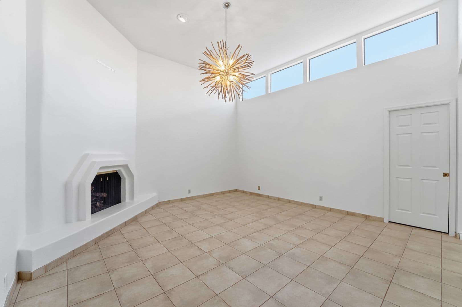 Scottsdale House: 10591 E Saddlehorn Dr