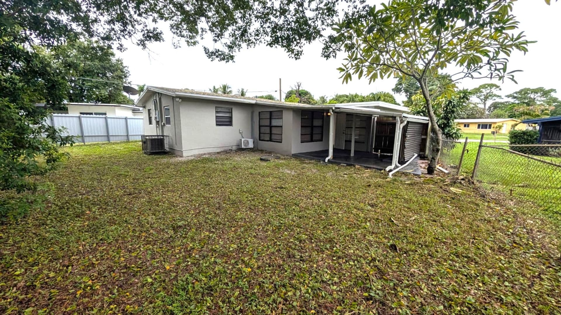 Fort Lauderdale House: 1552 NW 15th Terrace