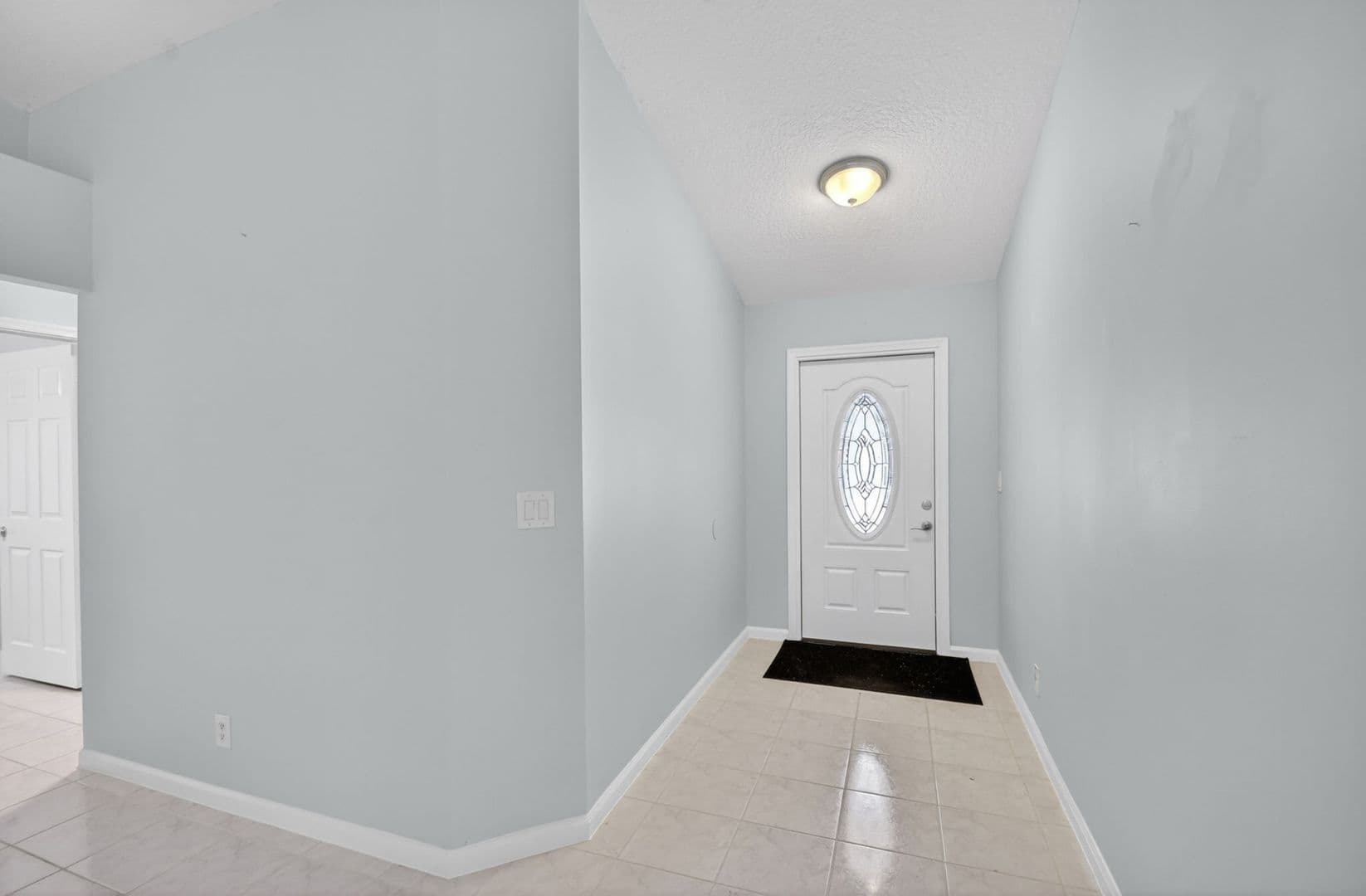 Greenacres House: 1080 Salmon Isle Greenacres