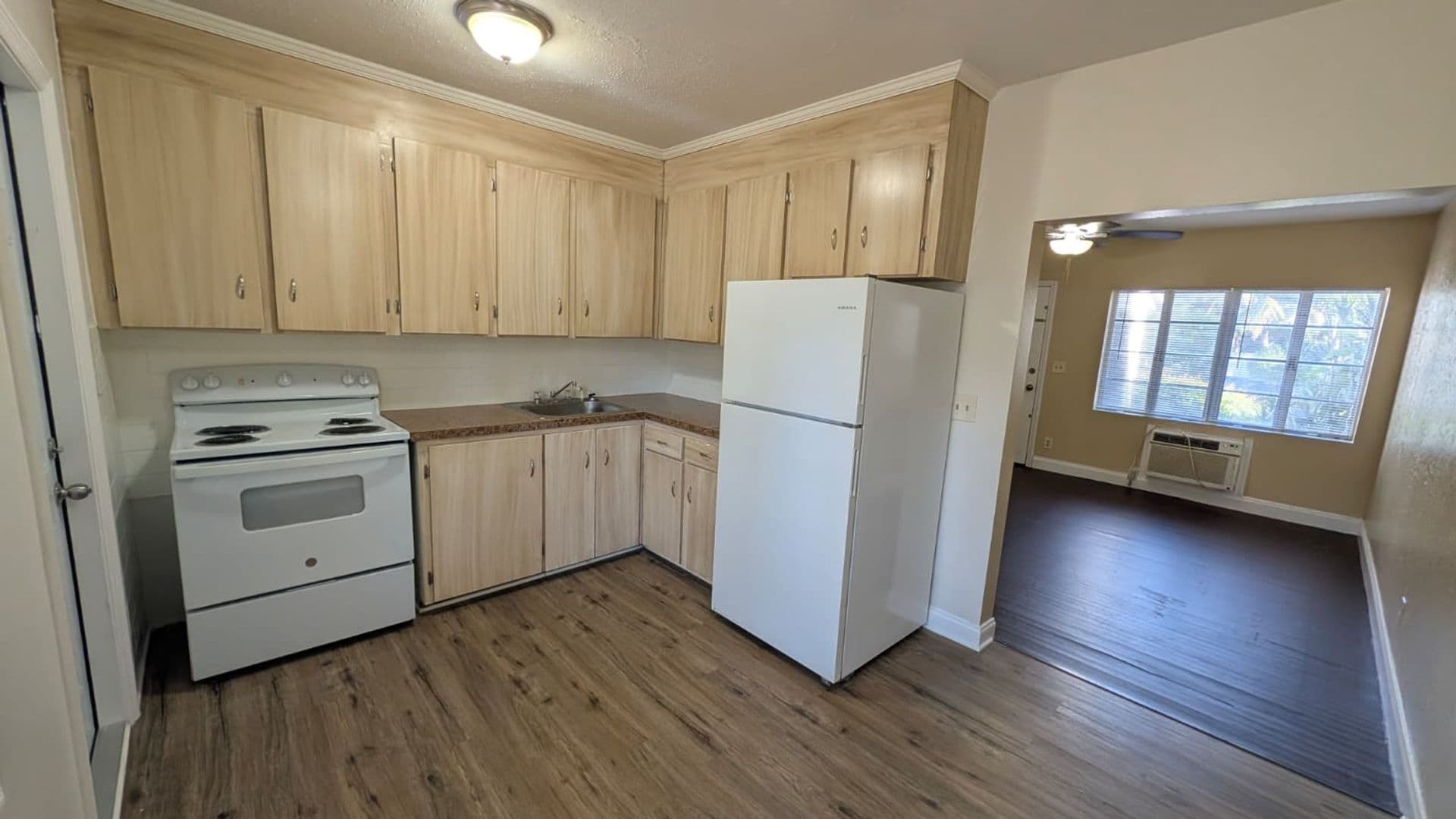 West Palm Beach Apartment: 402 - 406 49th Street