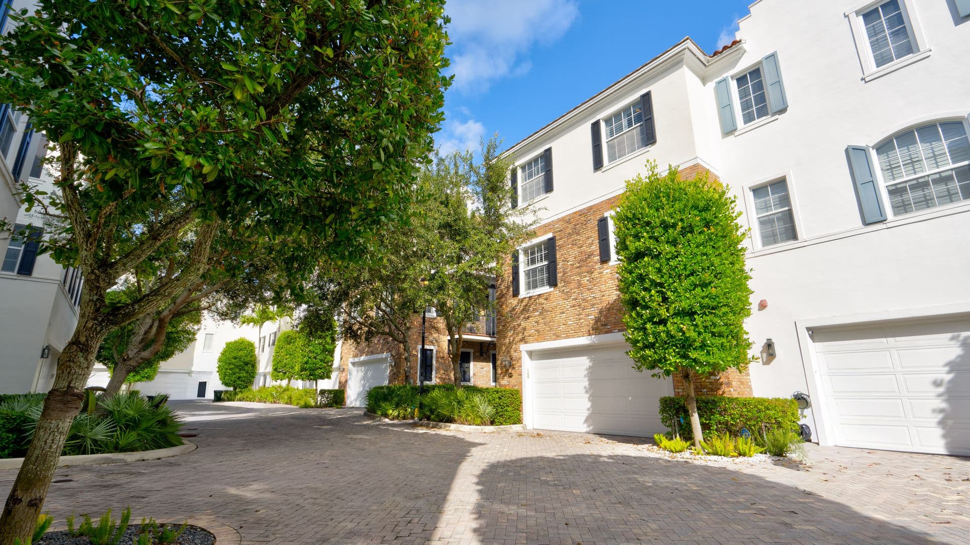 Delray Beach Townhome: 143 N Cannery Row Cir