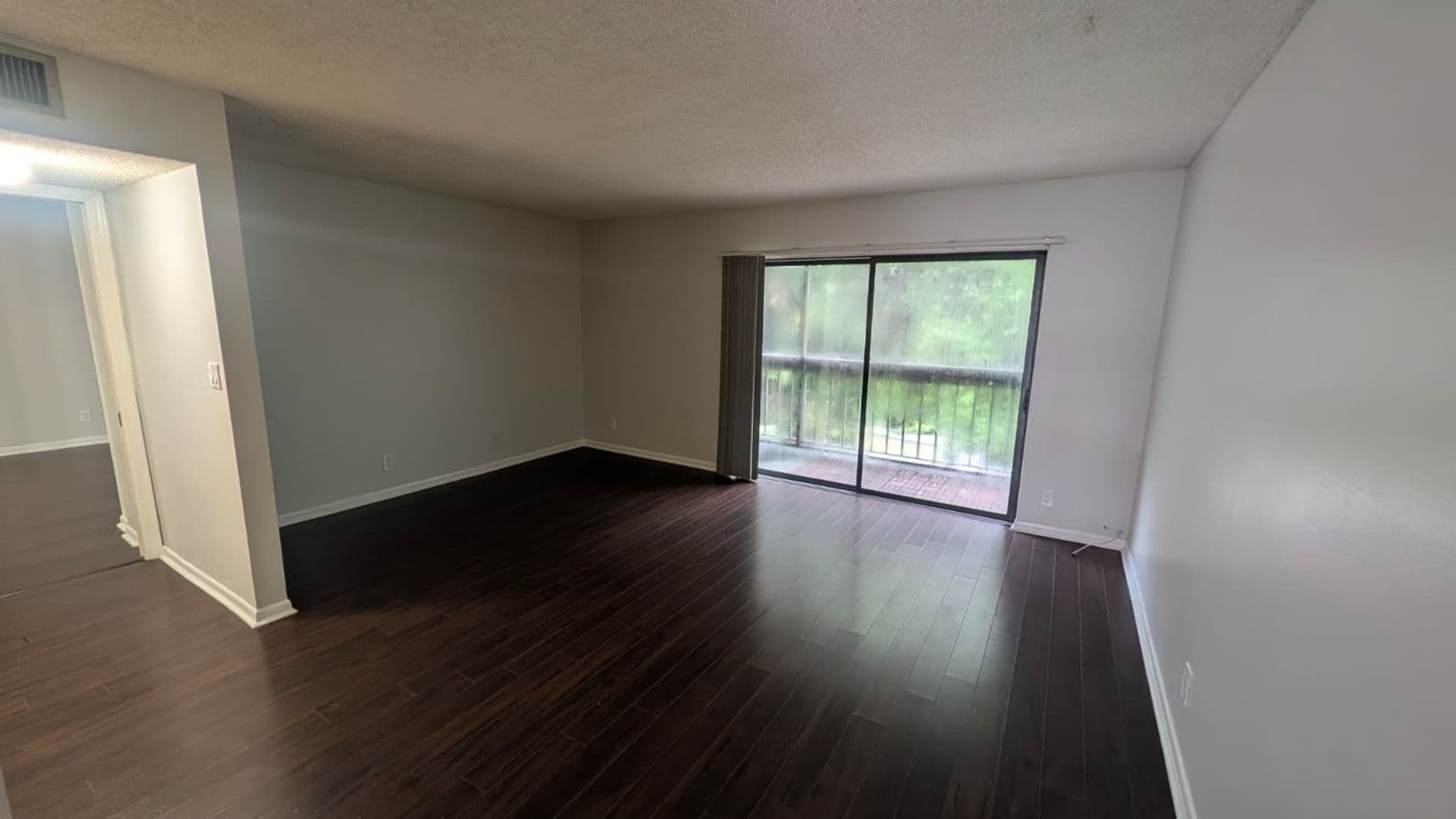 West Palm Beach Condo: 1950 N Congress Ave APT 206