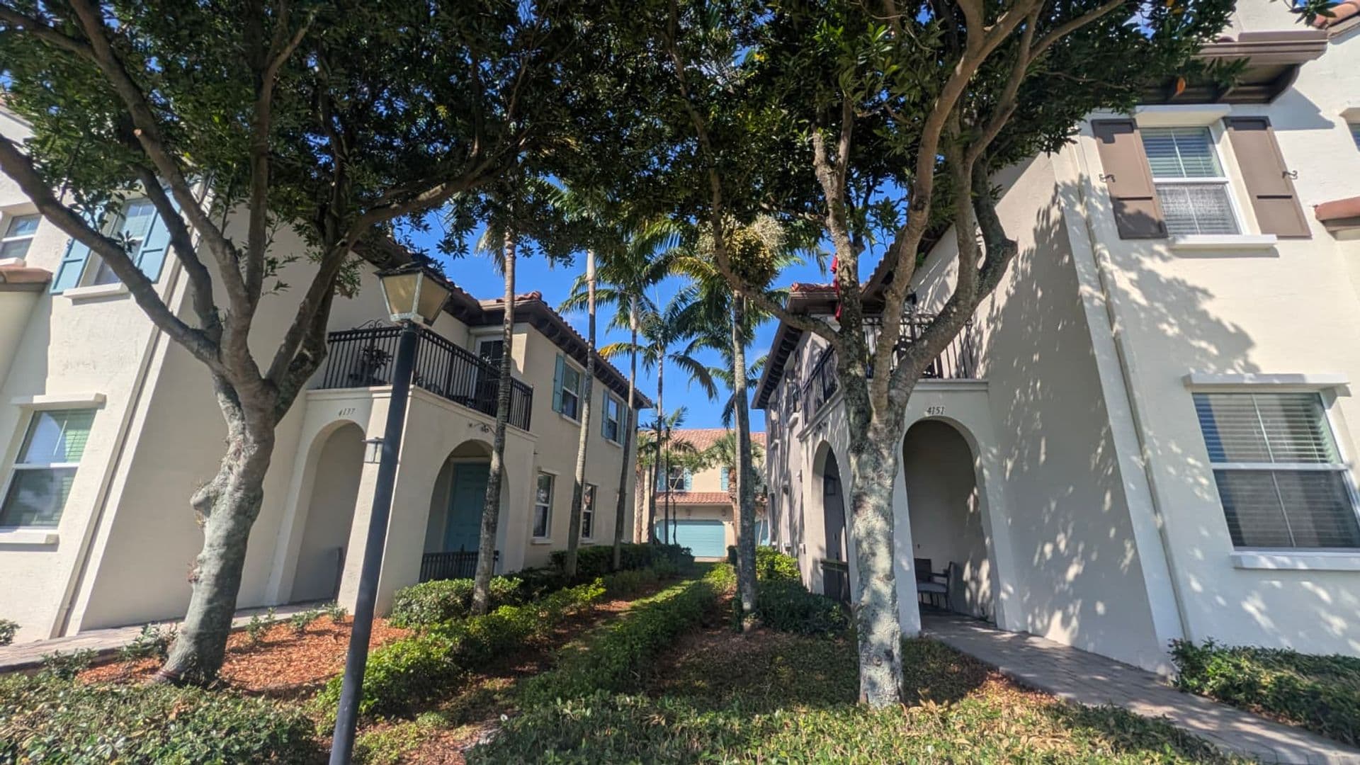 Cooper City Townhome: 4153 Cascada Cir