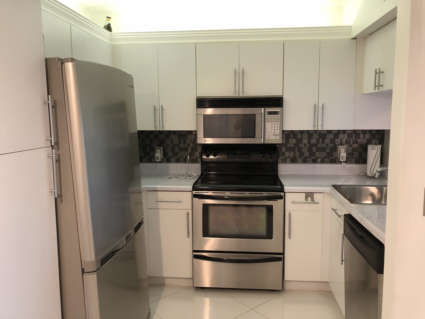 Plantation Townhome: 10730 NW 14th ST #165