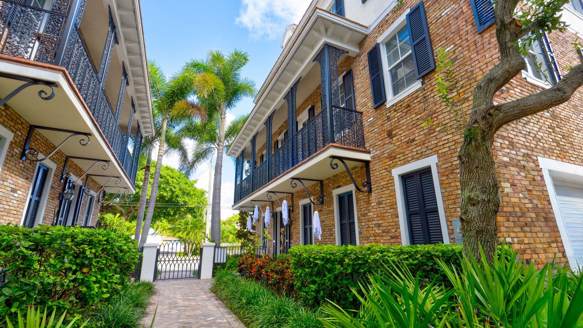 Delray Beach Townhome: 143 N Cannery Row Cir