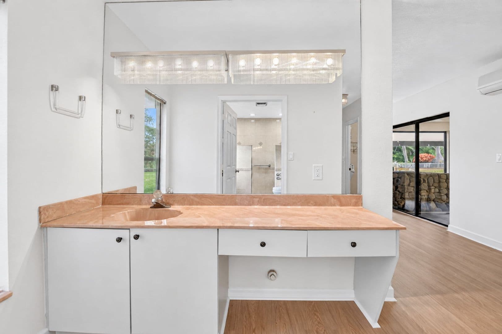 Deerfield Beach House: 2358 Deer Creek Trail