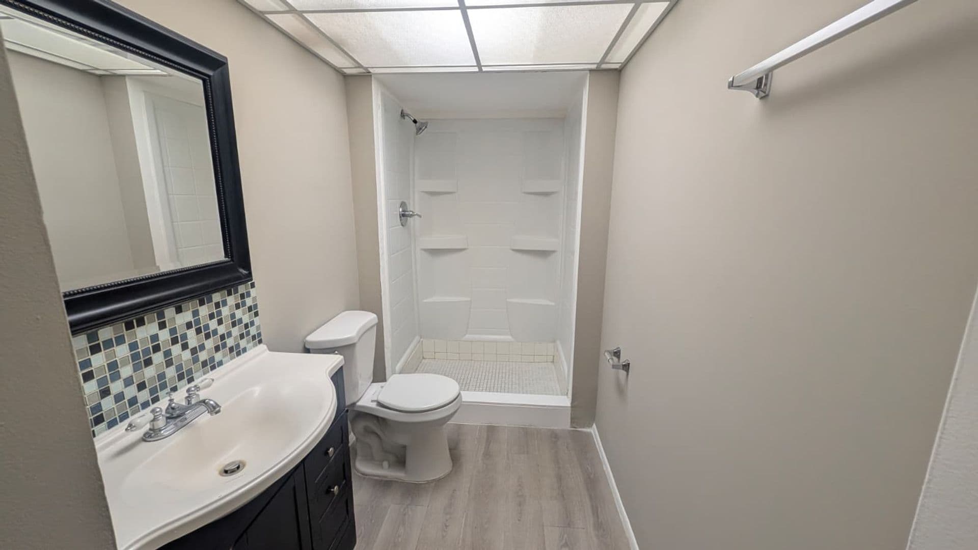 Boca Raton Condo: 490 NW 20th ST Unit 211