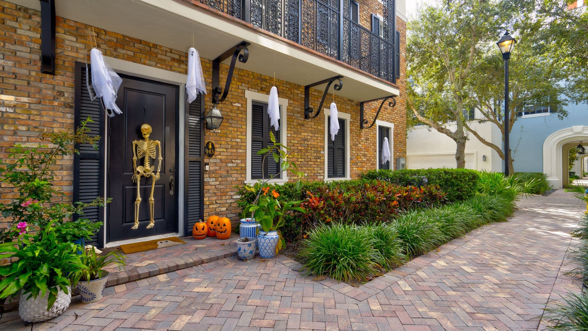 Delray Beach Townhome: 143 N Cannery Row Cir