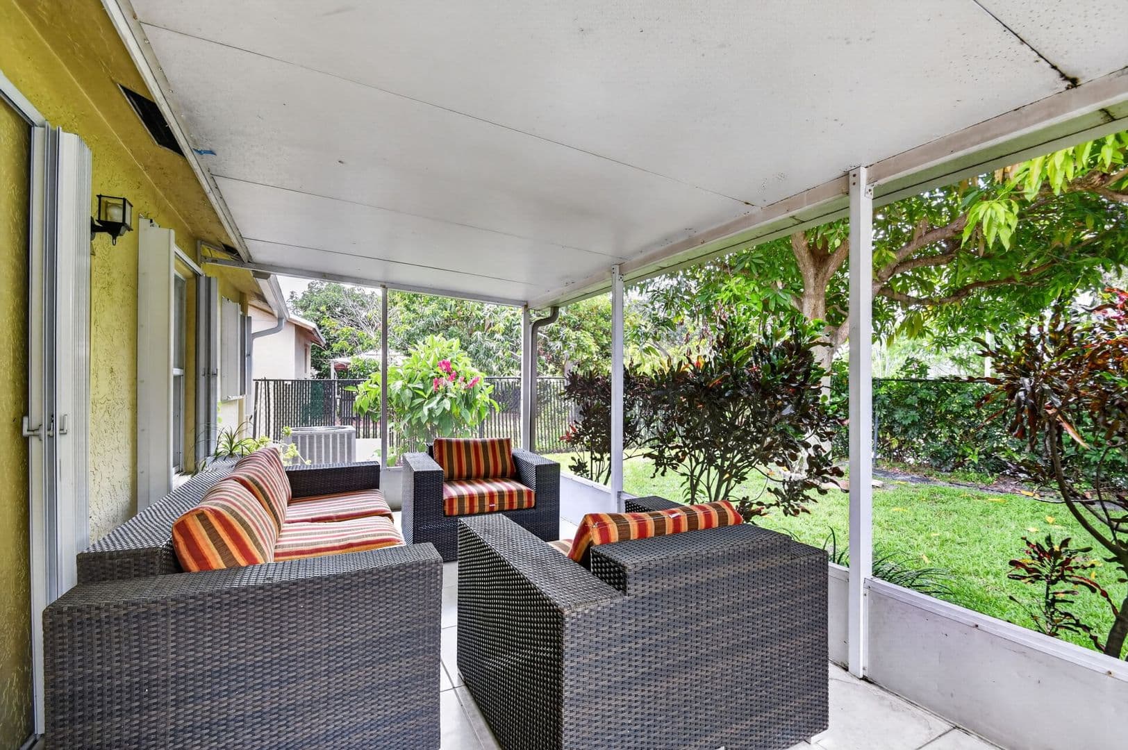 Greenacres House: 1080 Salmon Isle Greenacres