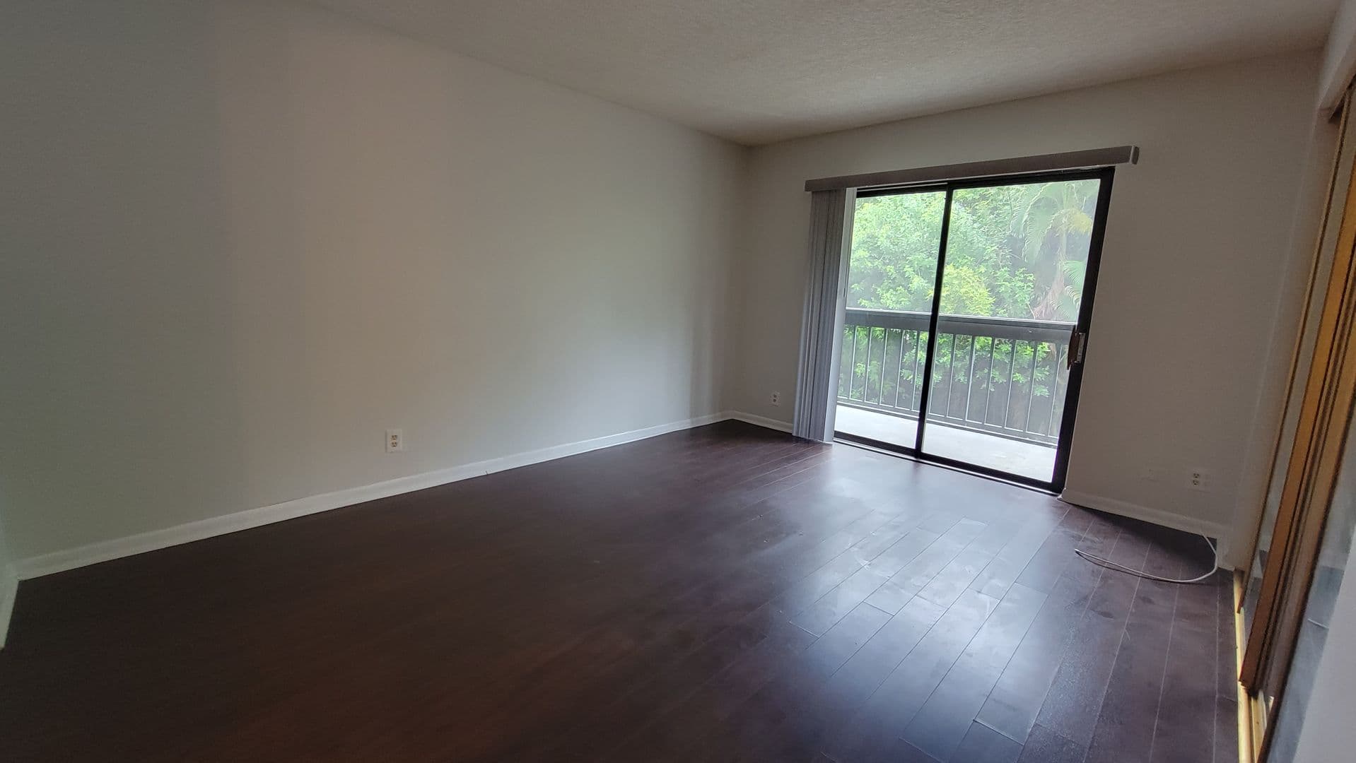 West Palm Beach Condo: 1950 N Congress Ave APT 206