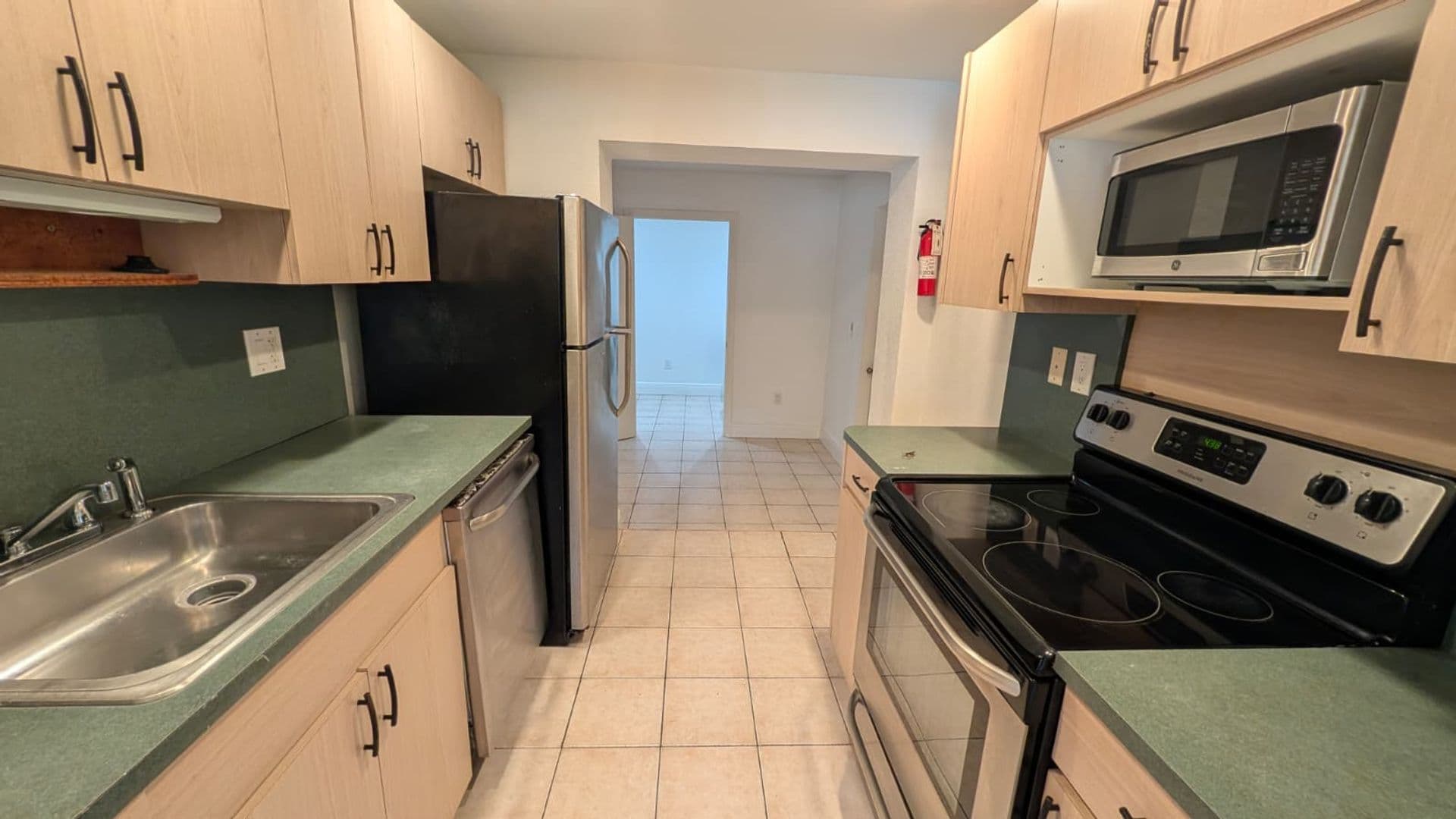 Pompano Beach House: 1448 NE 27th Ct