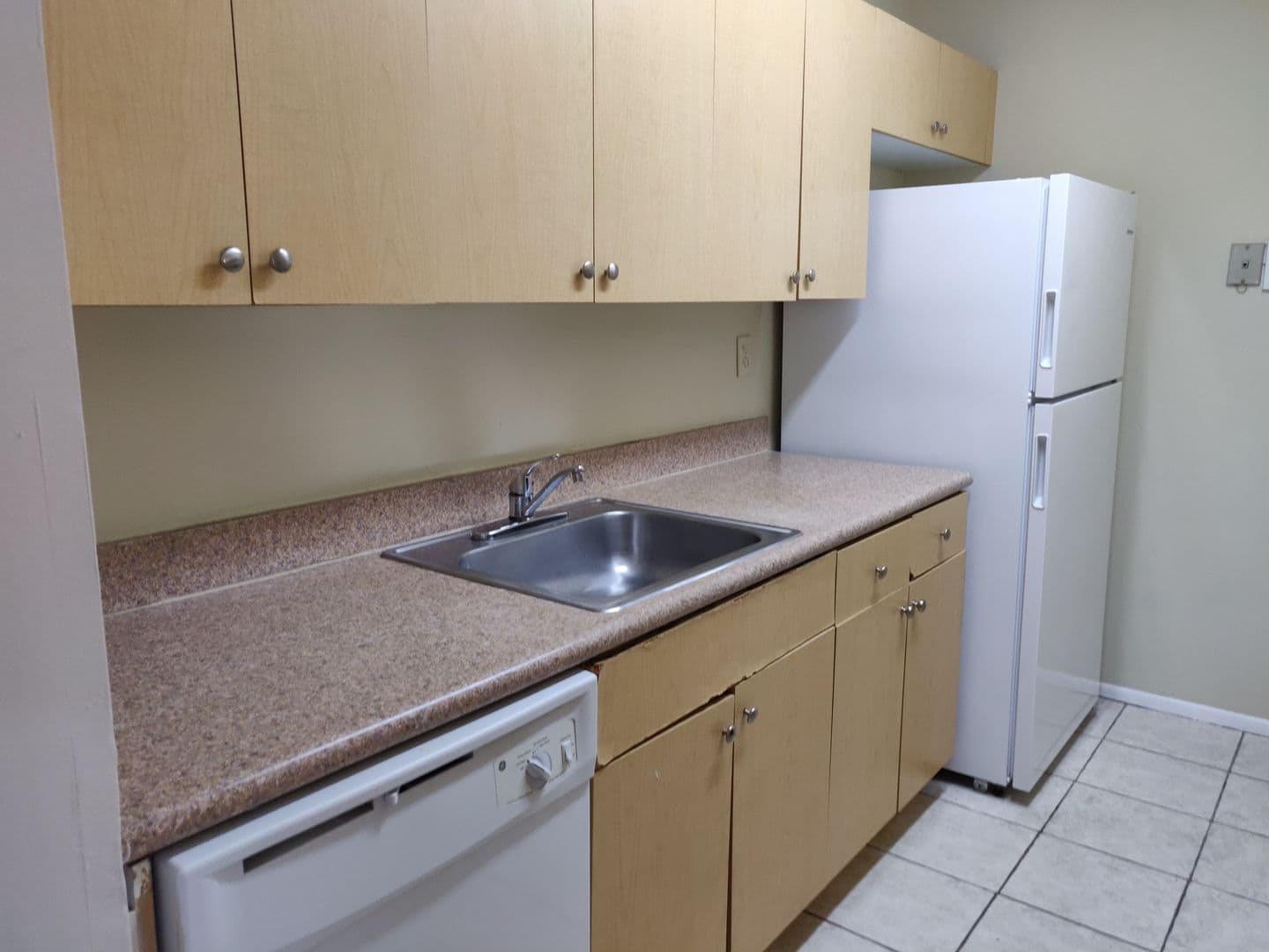 West Palm Beach House: 1163 Lake Terry DR. # P