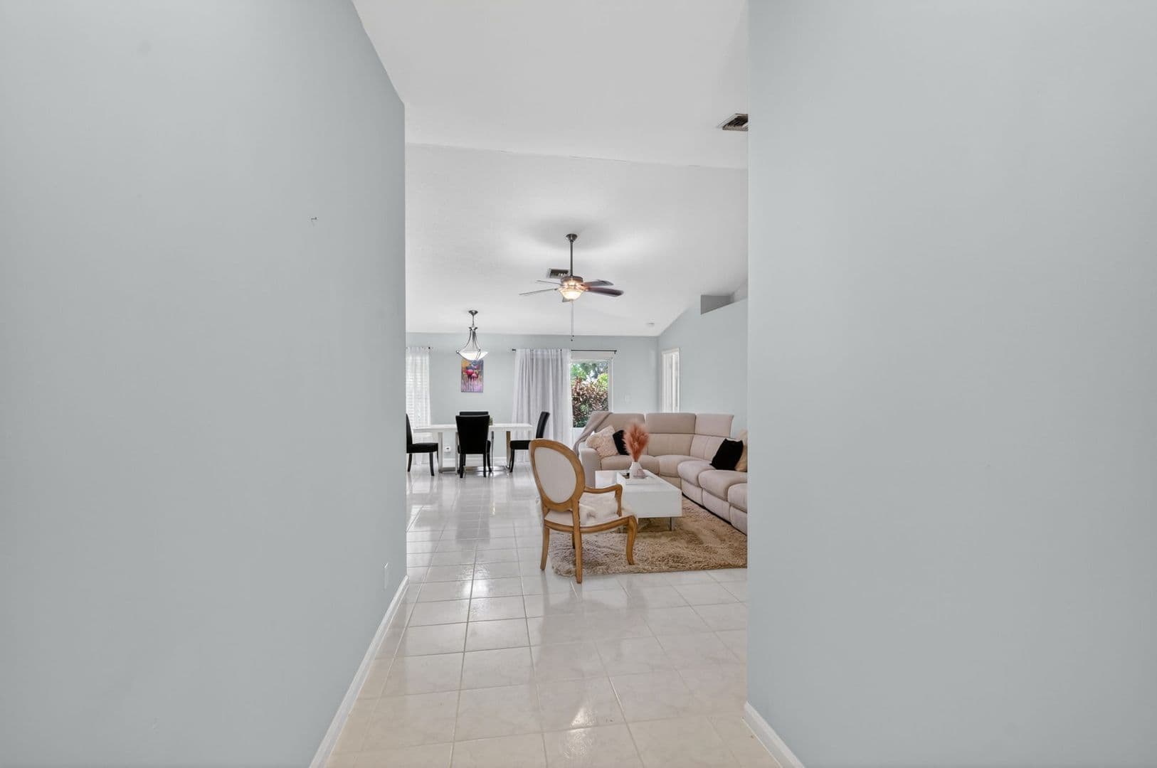 Greenacres House: 1080 Salmon Isle Greenacres
