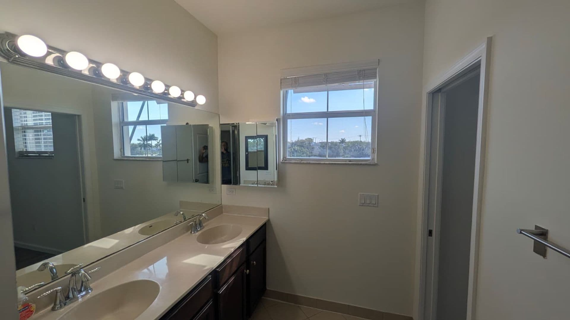 Cooper City Townhome: 4153 Cascada Cir
