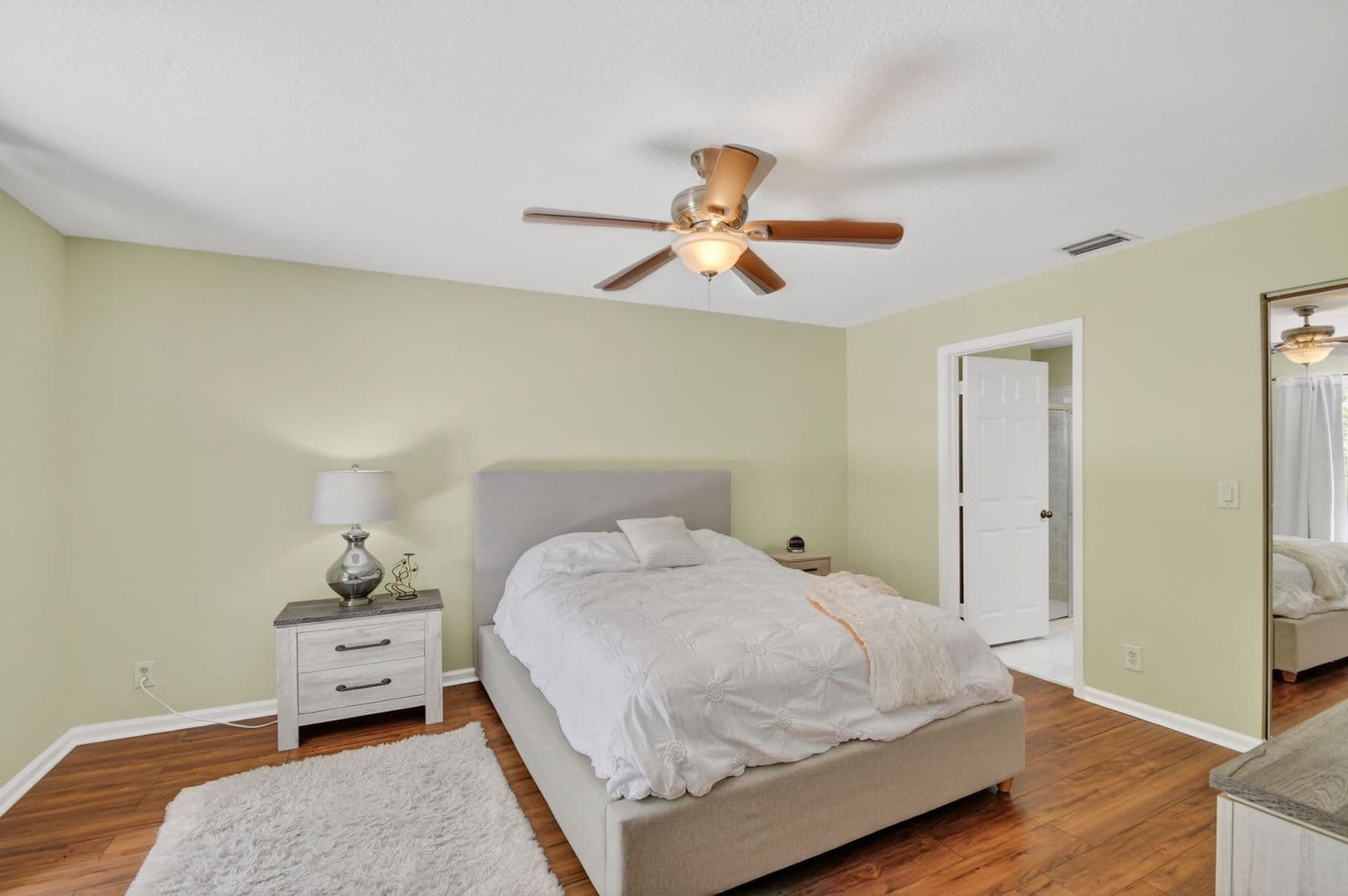 Greenacres House: 1080 Salmon Isle Greenacres