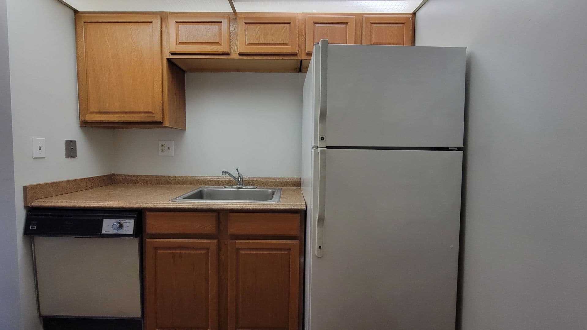West Palm Beach Condo: 1950 N Congress Ave APT 206