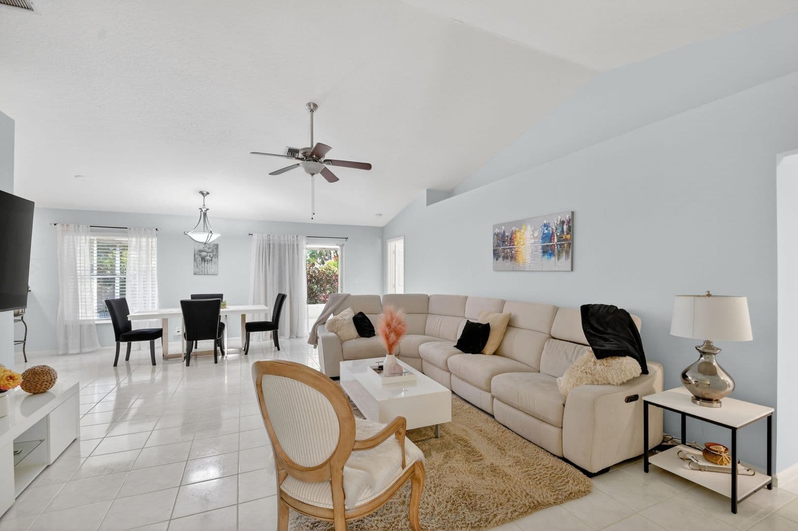 Greenacres House: 1080 Salmon Isle Greenacres