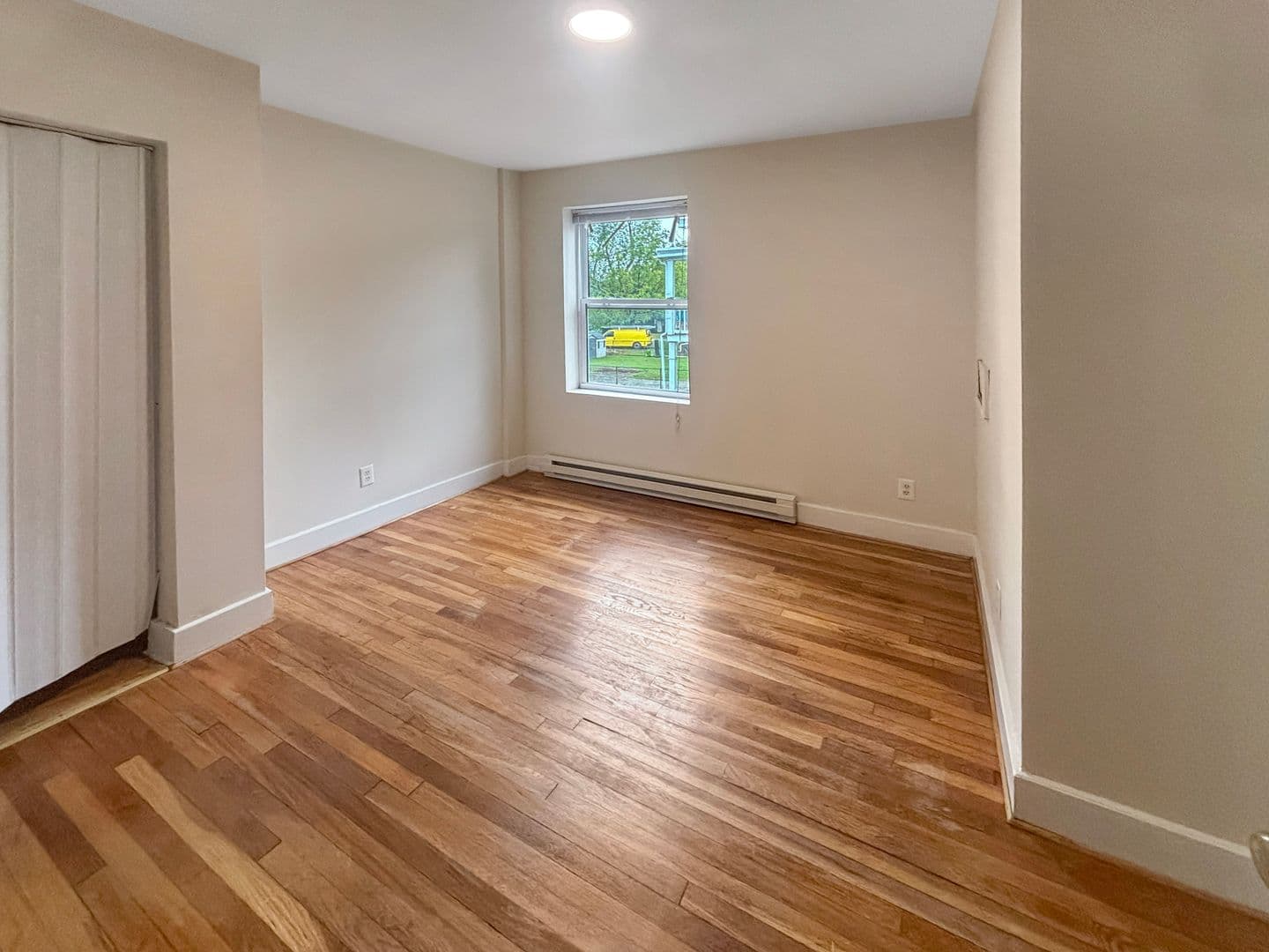 Richmond House: 2807 Barton Avenue #3