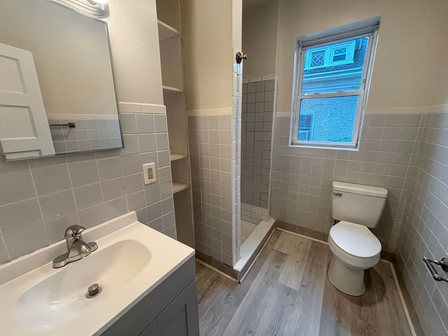 Richmond House: 2807 Barton Avenue #3