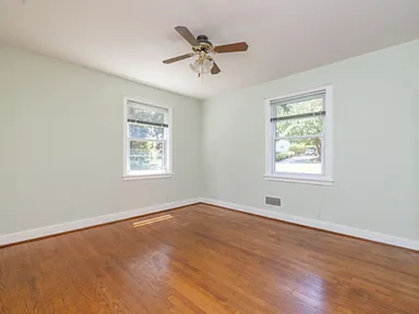 North Chesterfield House: 2811 Bon Oaks Lane