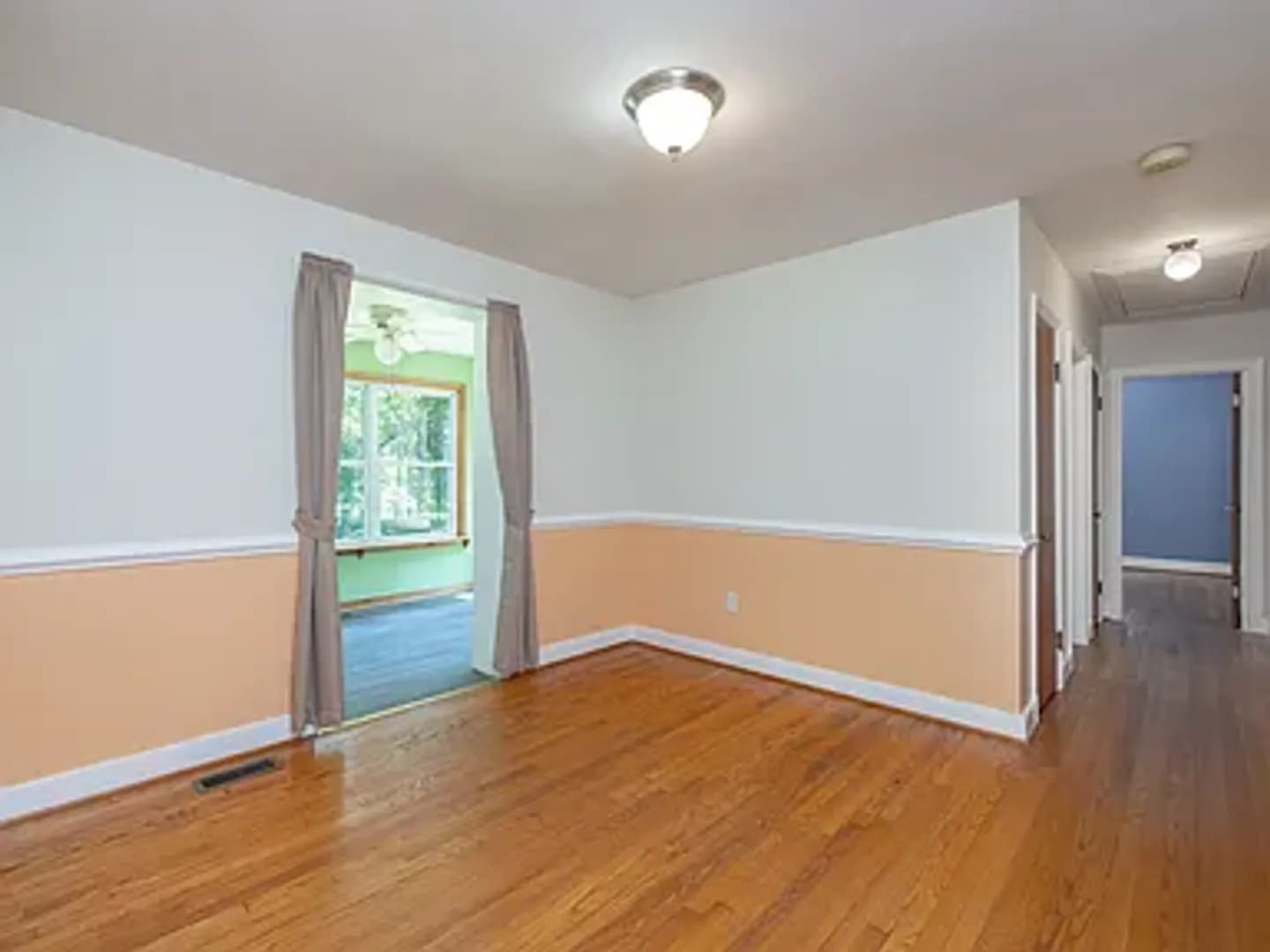 North Chesterfield House: 2811 Bon Oaks Lane