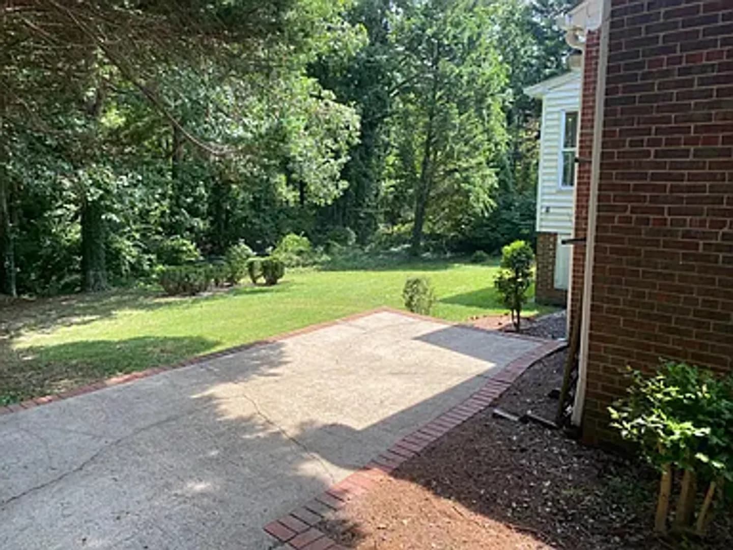 North Chesterfield House: 2811 Bon Oaks Lane