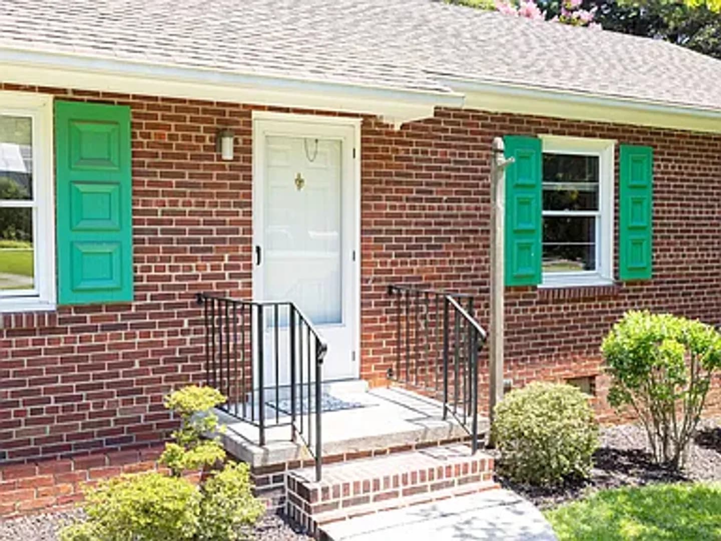 North Chesterfield House: 2811 Bon Oaks Lane