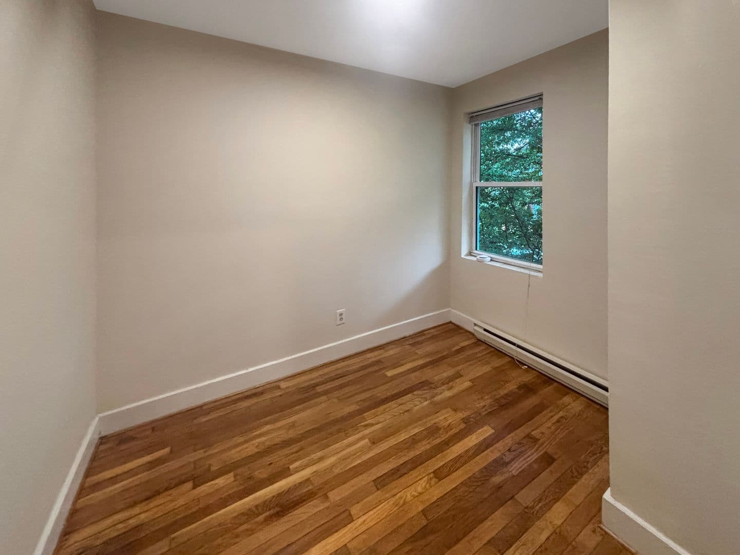 Richmond House: 2807 Barton Avenue #3