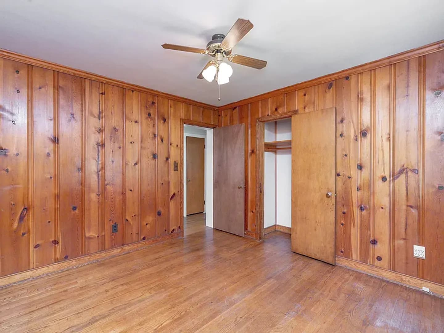 North Chesterfield House: 2811 Bon Oaks Lane