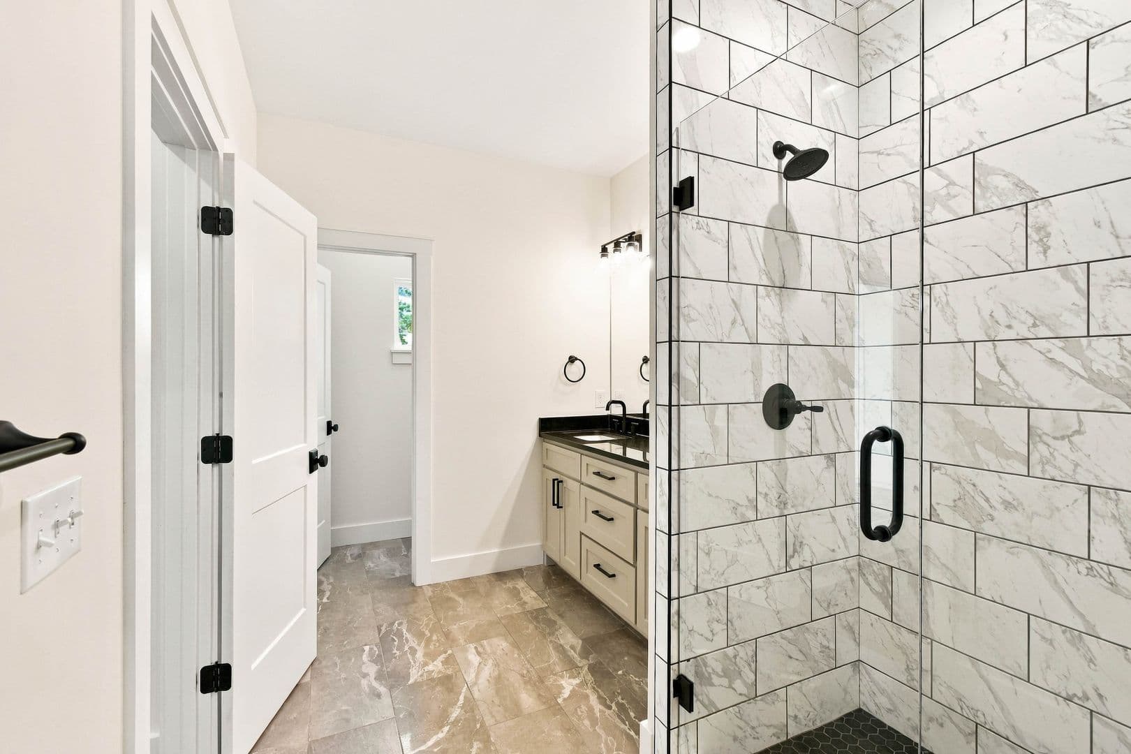 Fayetteville Apartment: 215 E Center St