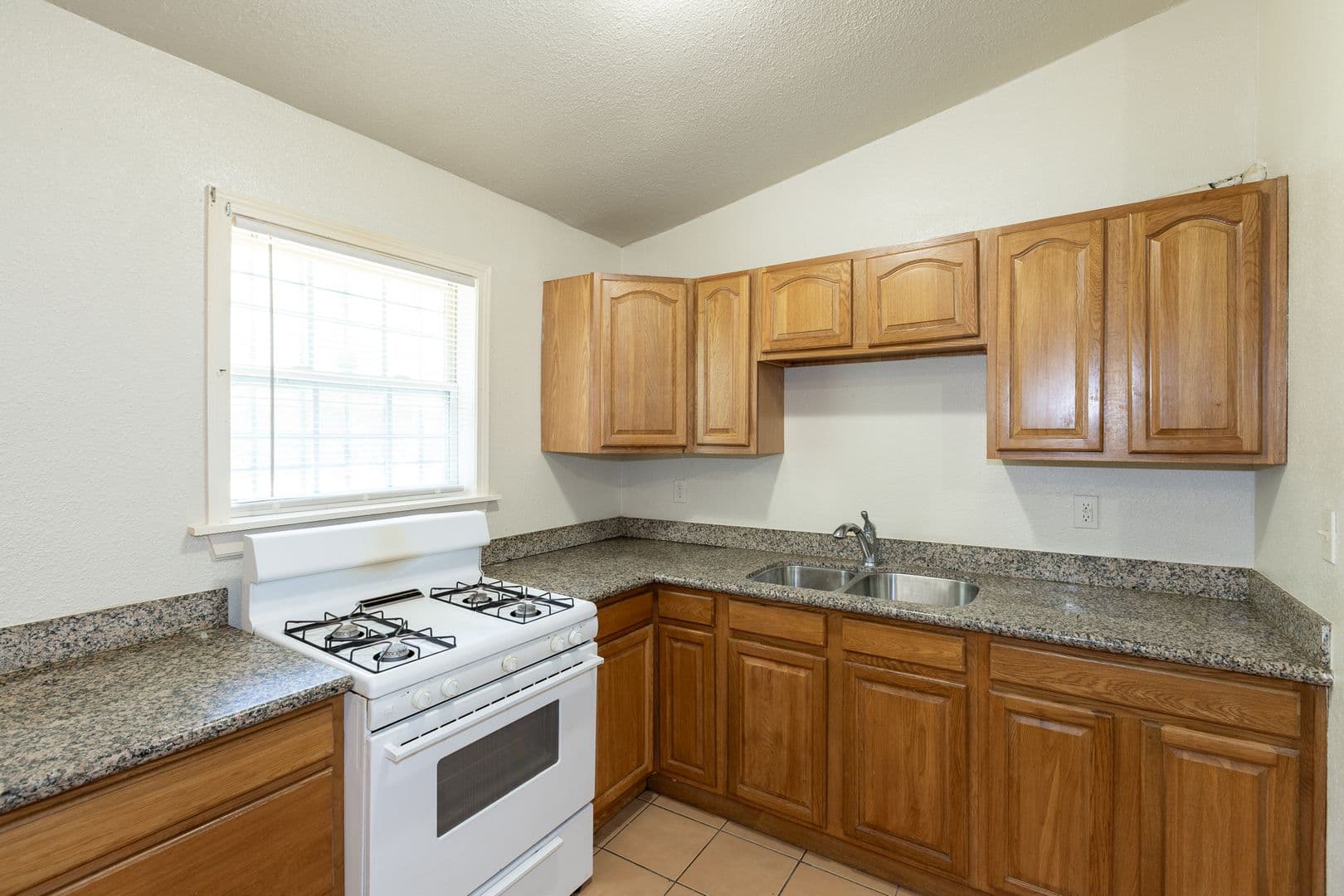 Tulsa House: 2811 E 40th Place North