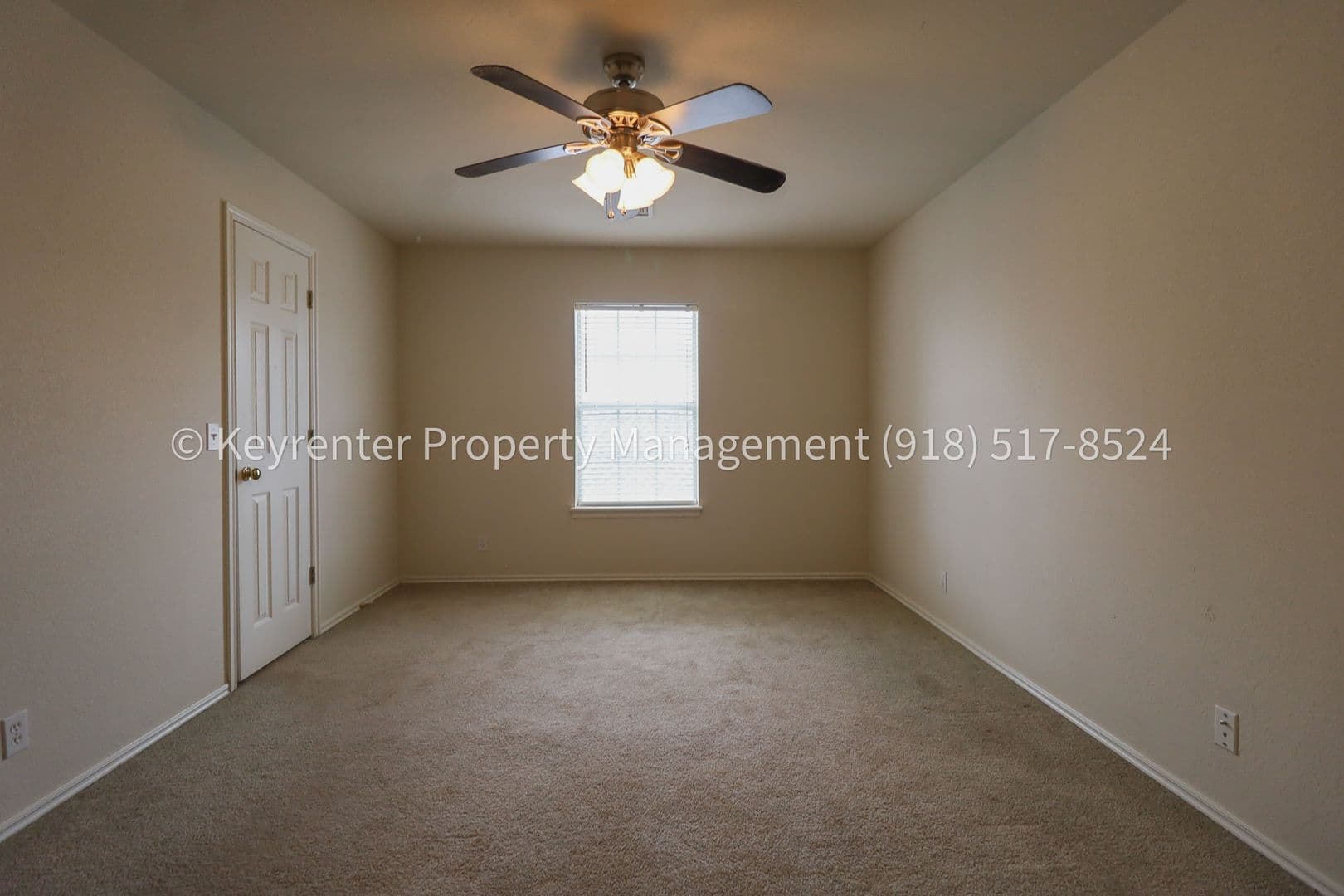 Jenks House: 815 N Douglas St