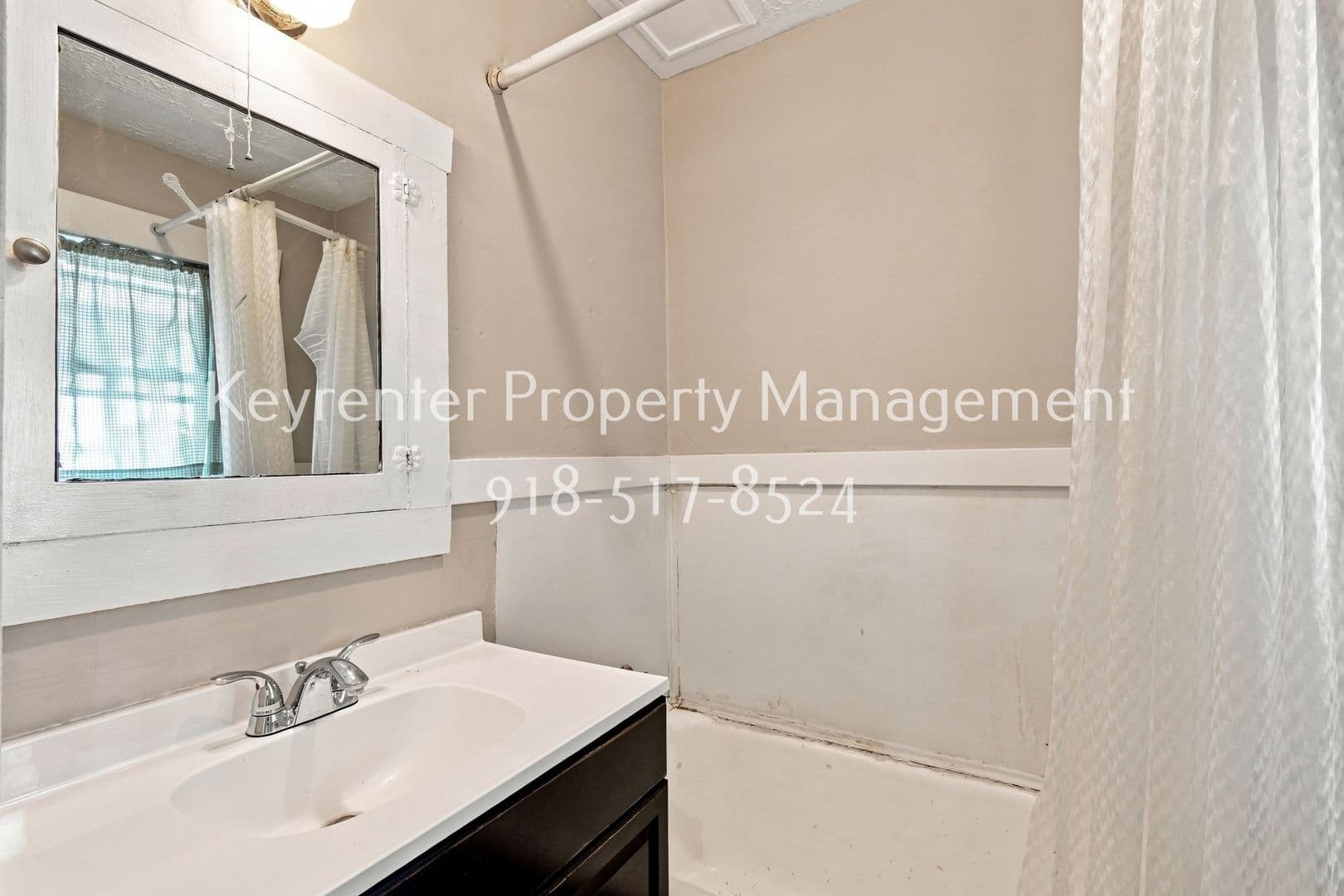 Tulsa Apartment: 4744 E 5th Pl