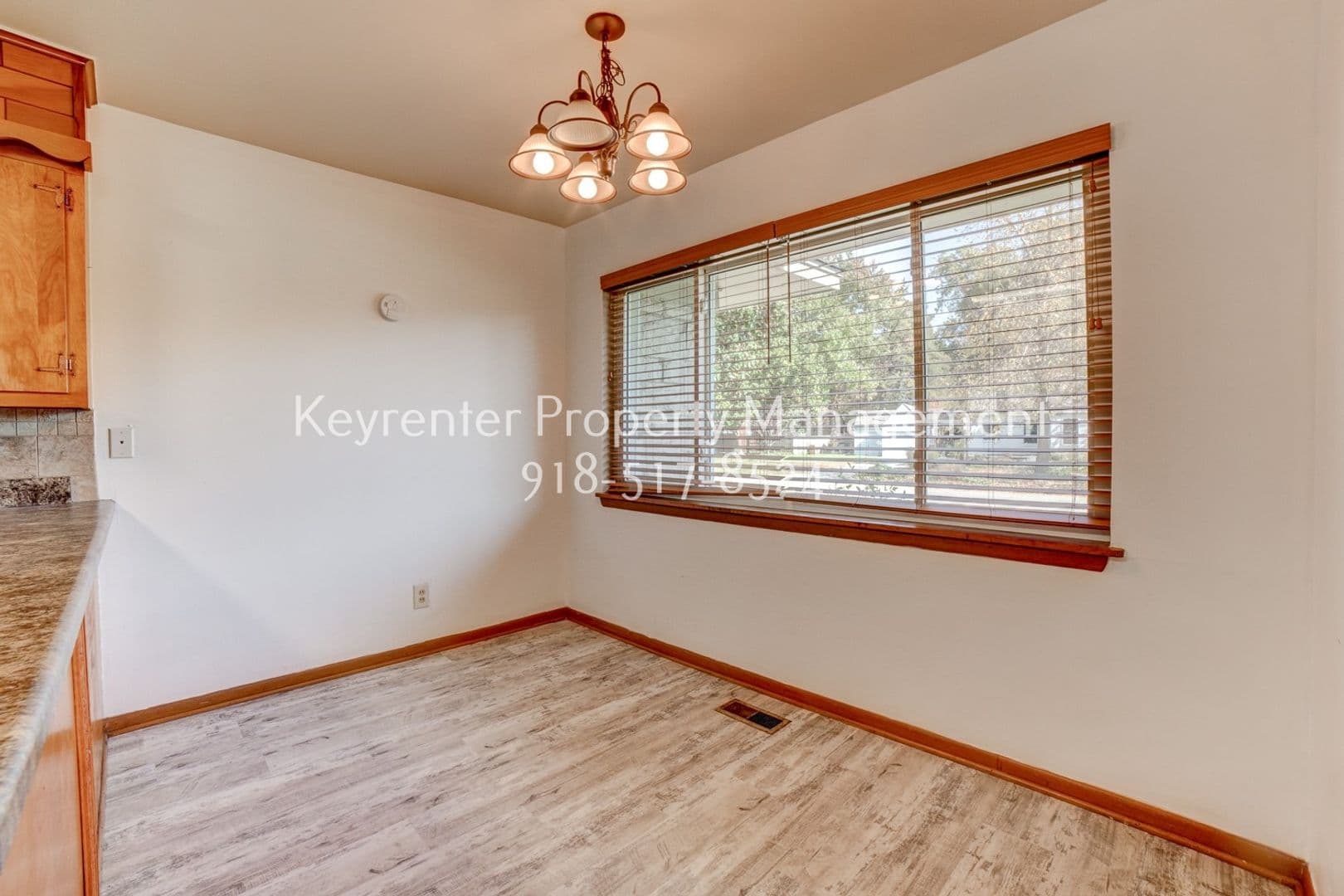 Tulsa House: 5548 S Owasso Ave