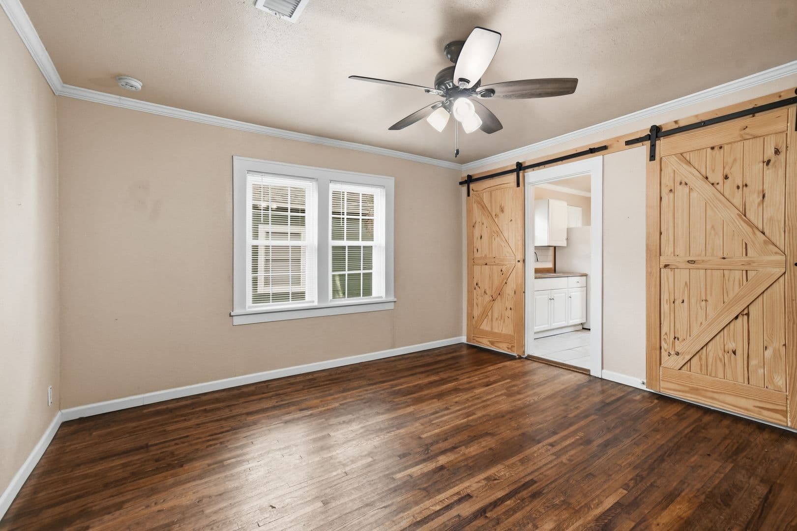Tulsa Apartment: 1633 E 8th St