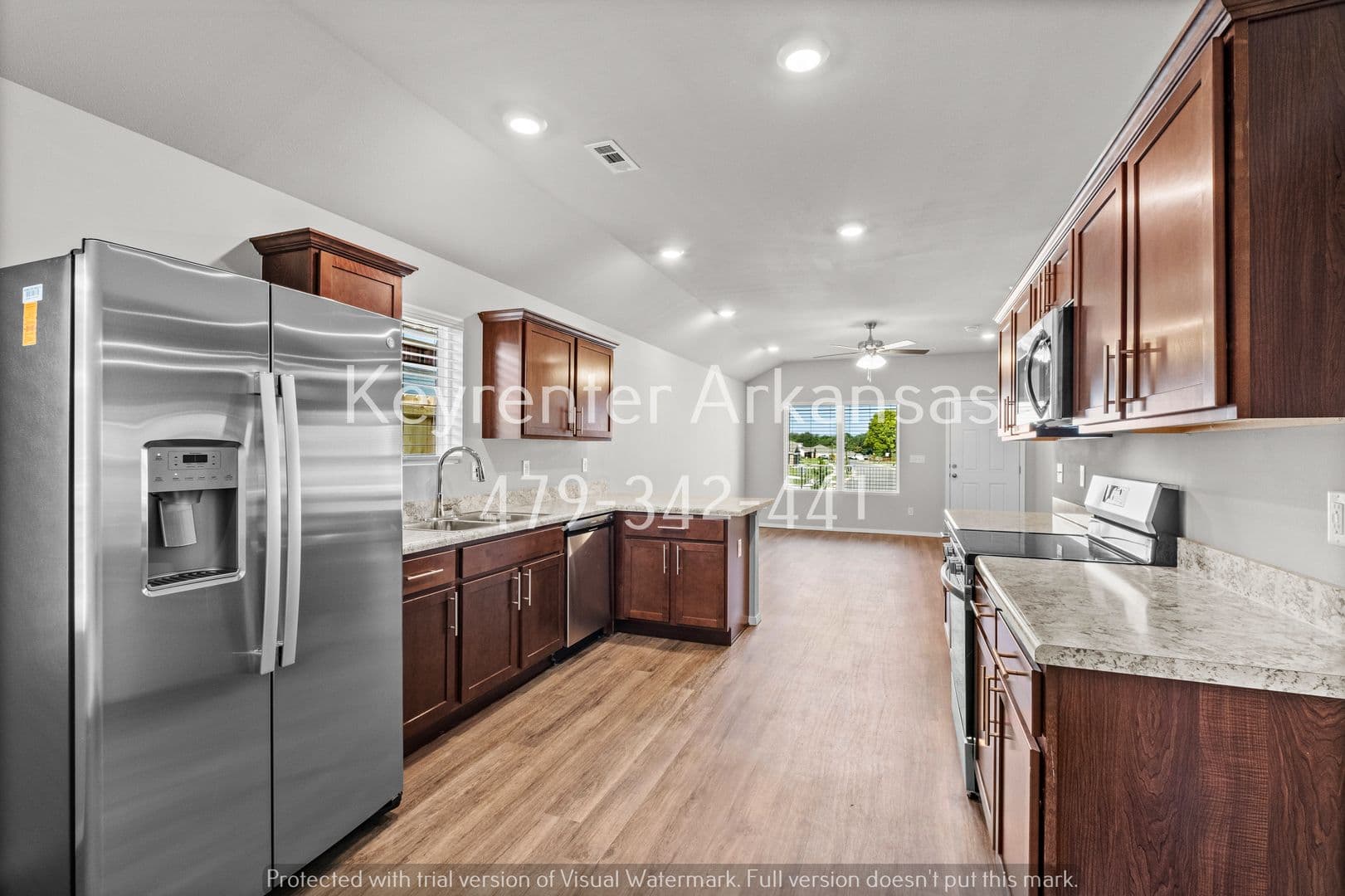 Fayetteville House: 2476 N Raven Ln