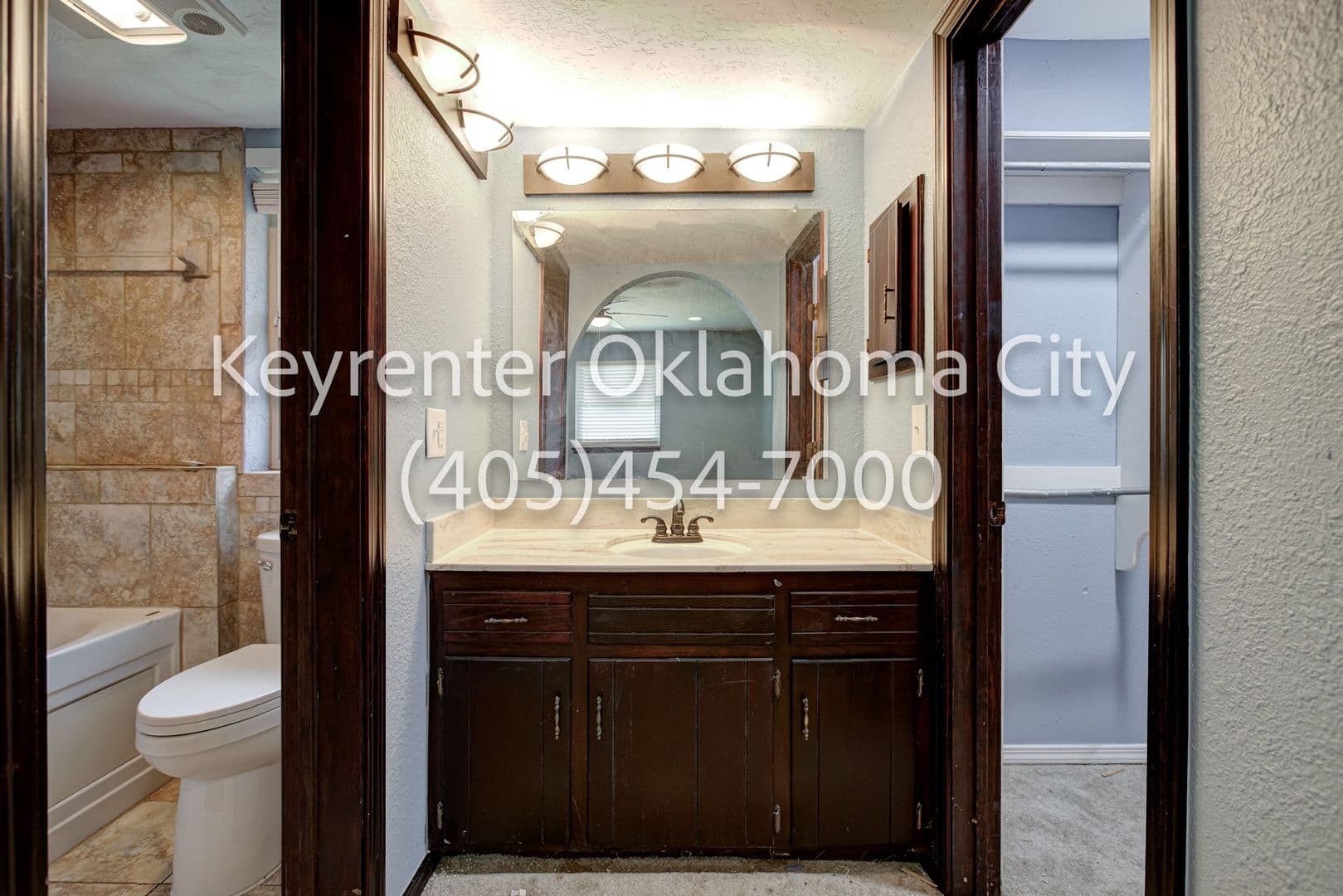 Oklahoma City House: 10912 N Blackwelder Ave
