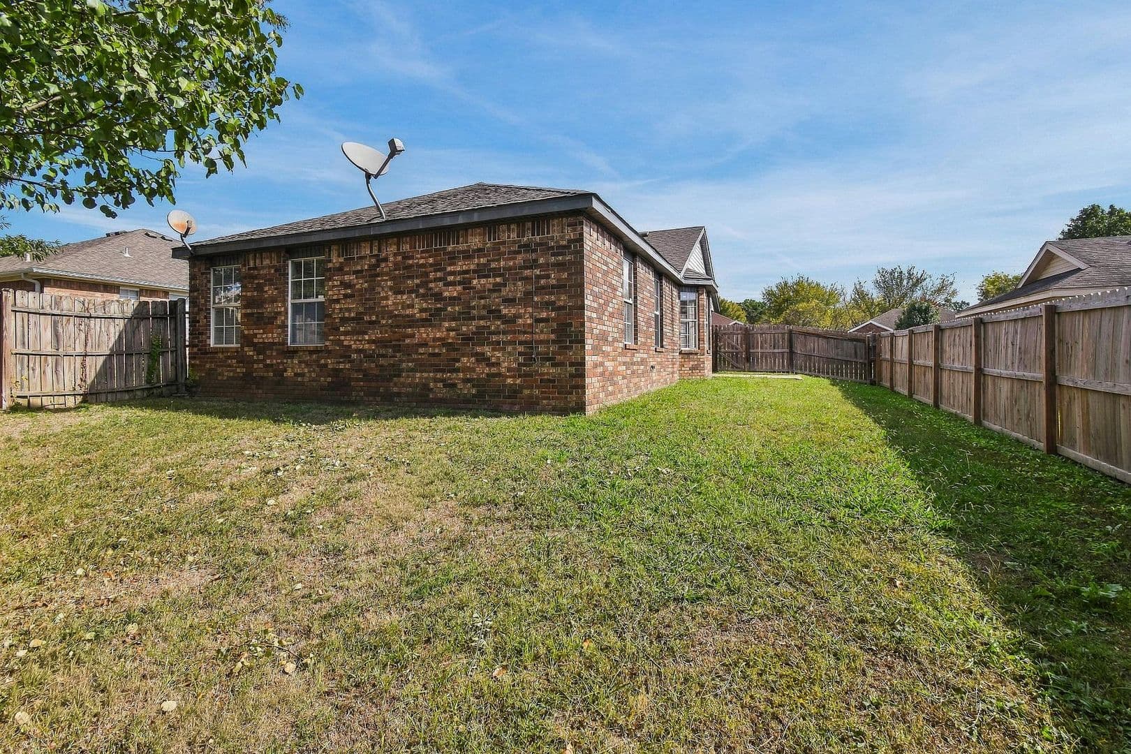 Fayetteville House: 1243 Oleander Lane