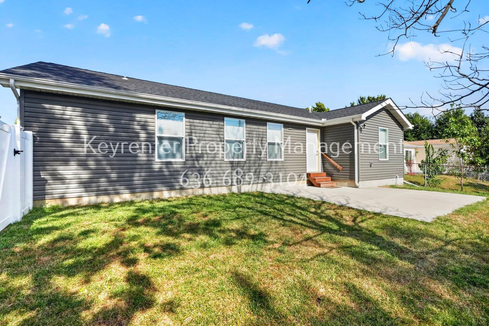 Hazelwood House: 926 Townhouse Ln