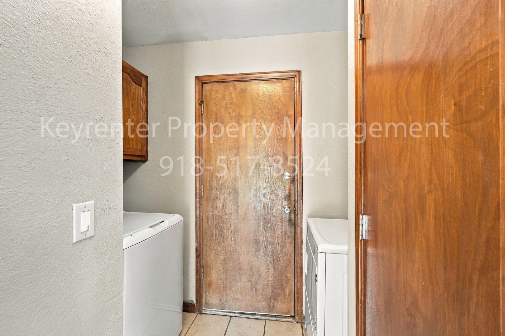 Broken Arrow House: 2505 E Princeton St