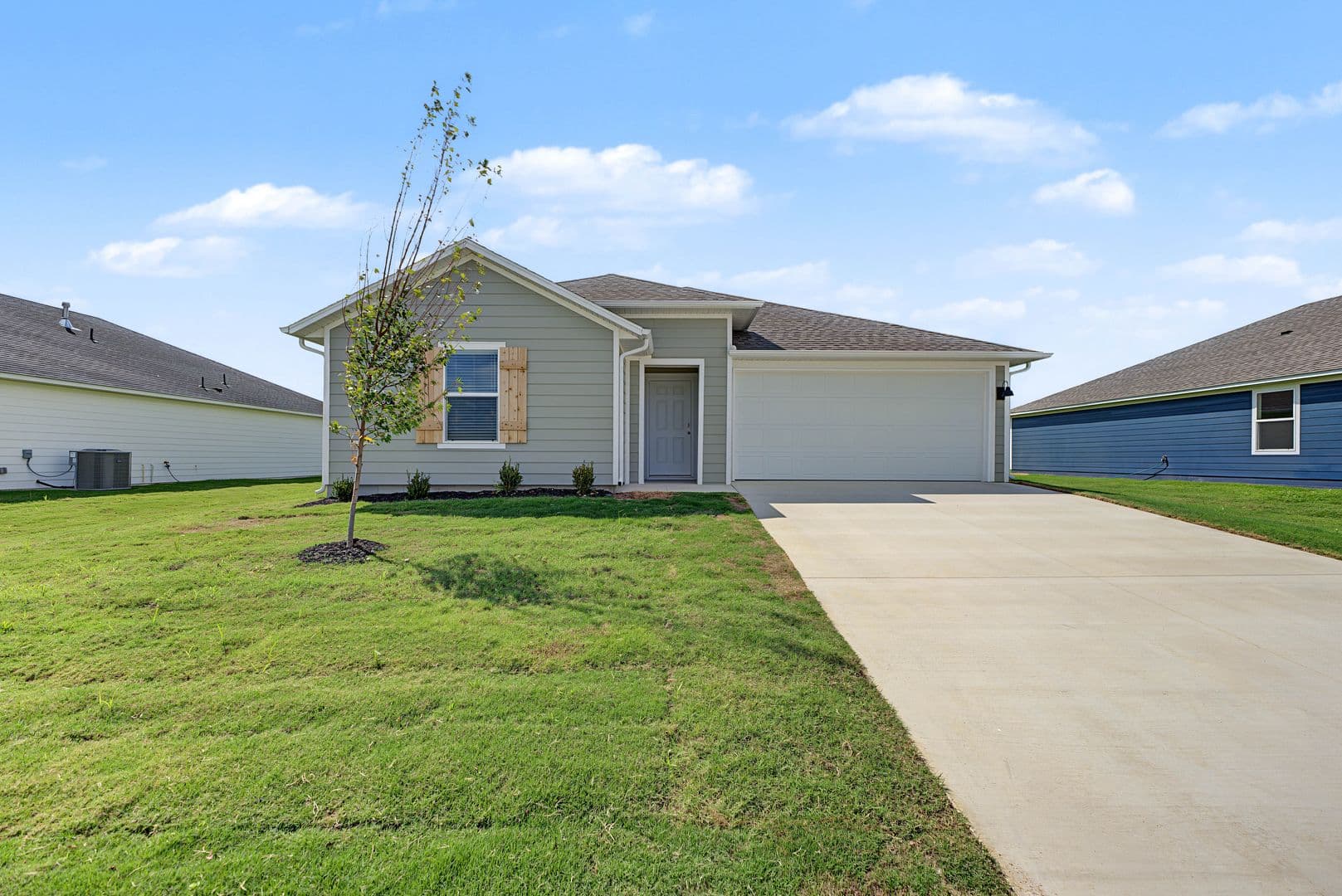 Prairie Grove House: 530 Riggs St