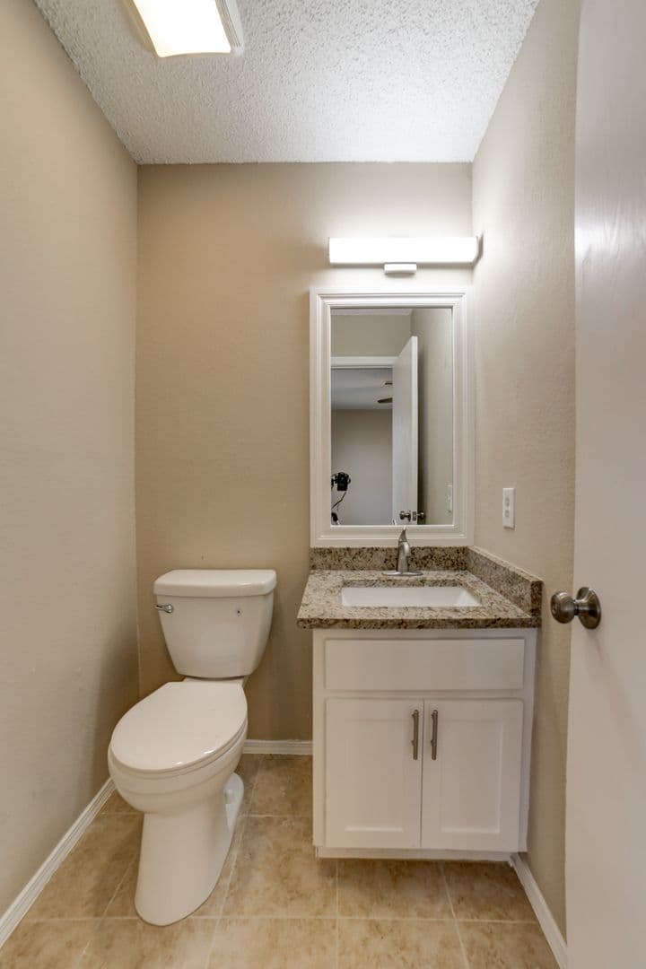 Glenpool House: 14628 S Xenophon Ave