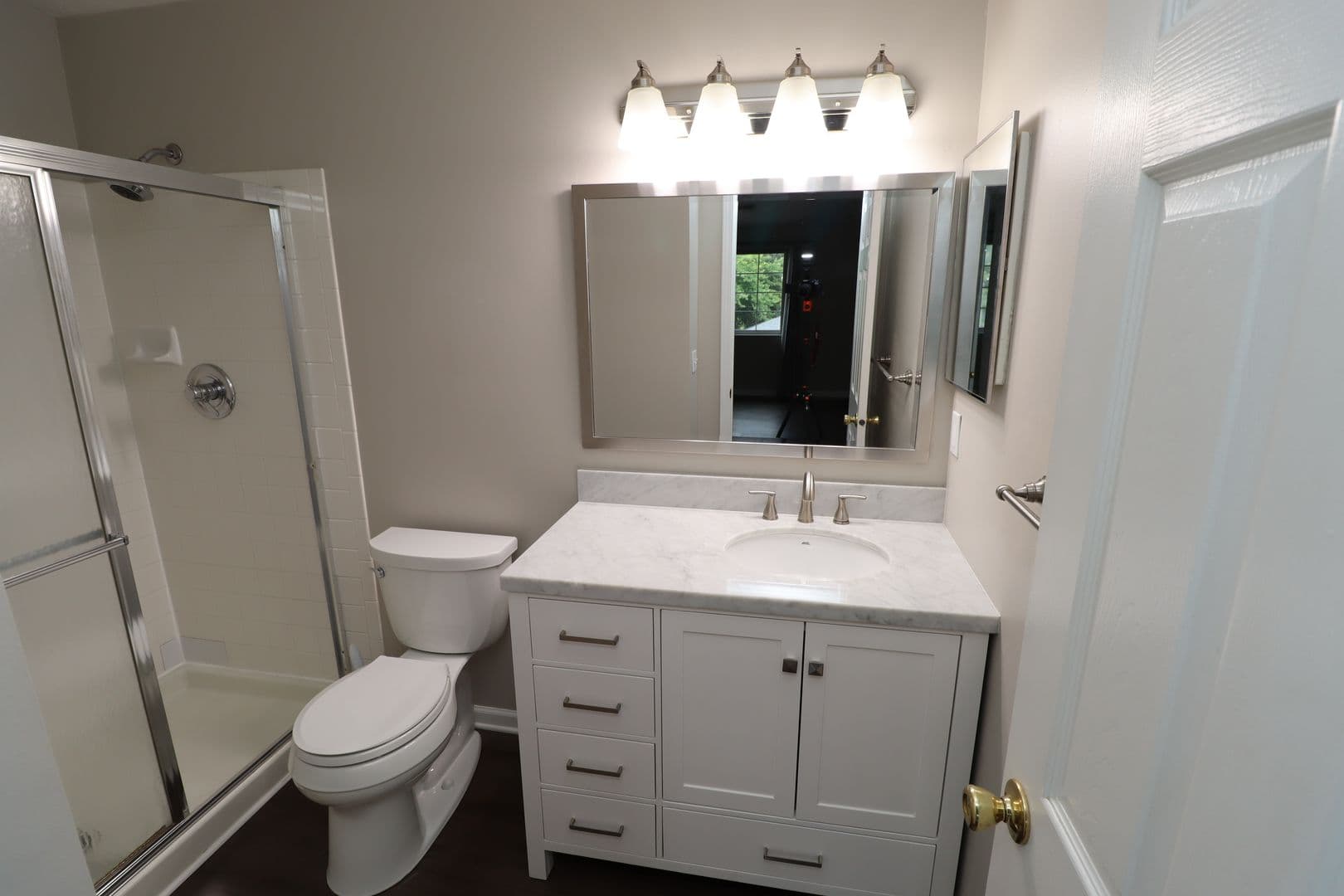 Indianapolis House: 8112 Glenwillow Ln Unit 205