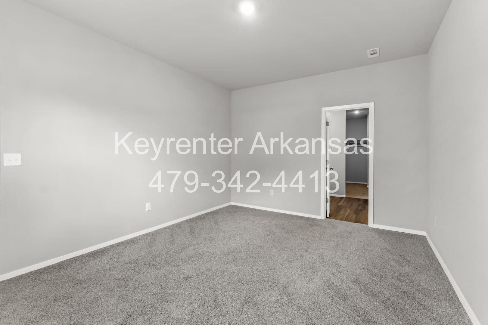 Fayetteville House: 920 S Morningside Dr