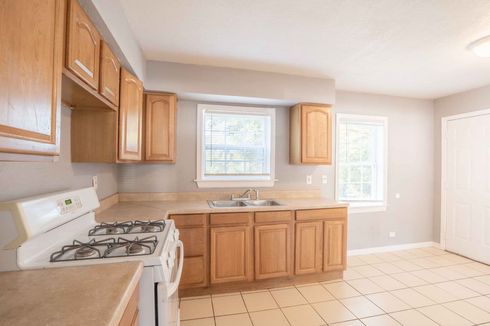 Tulsa House: 4652 N Main St