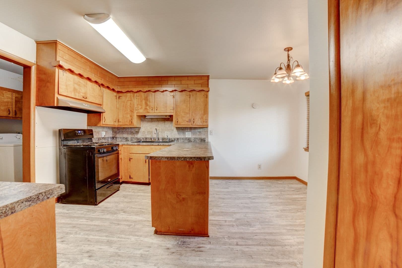 Tulsa House: 5548 S Owasso Ave