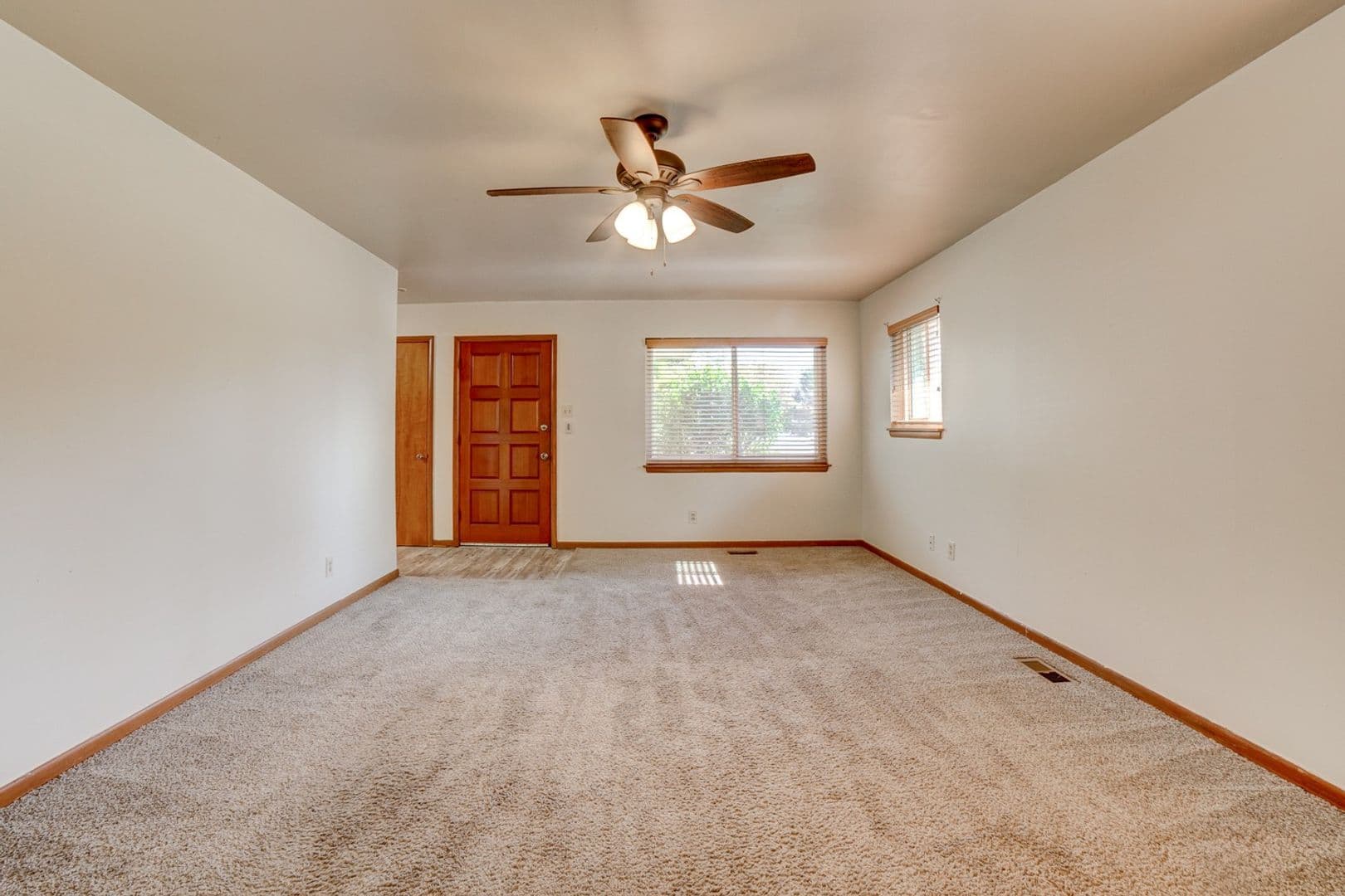 Tulsa House: 5548 S Owasso Ave
