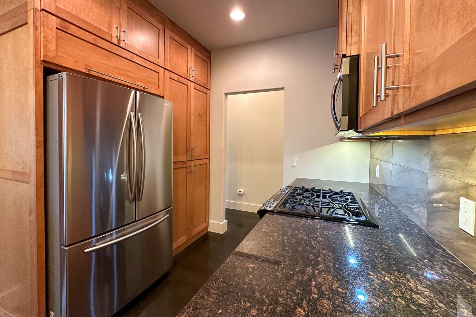 Moore House: 1208 Penn Ln
