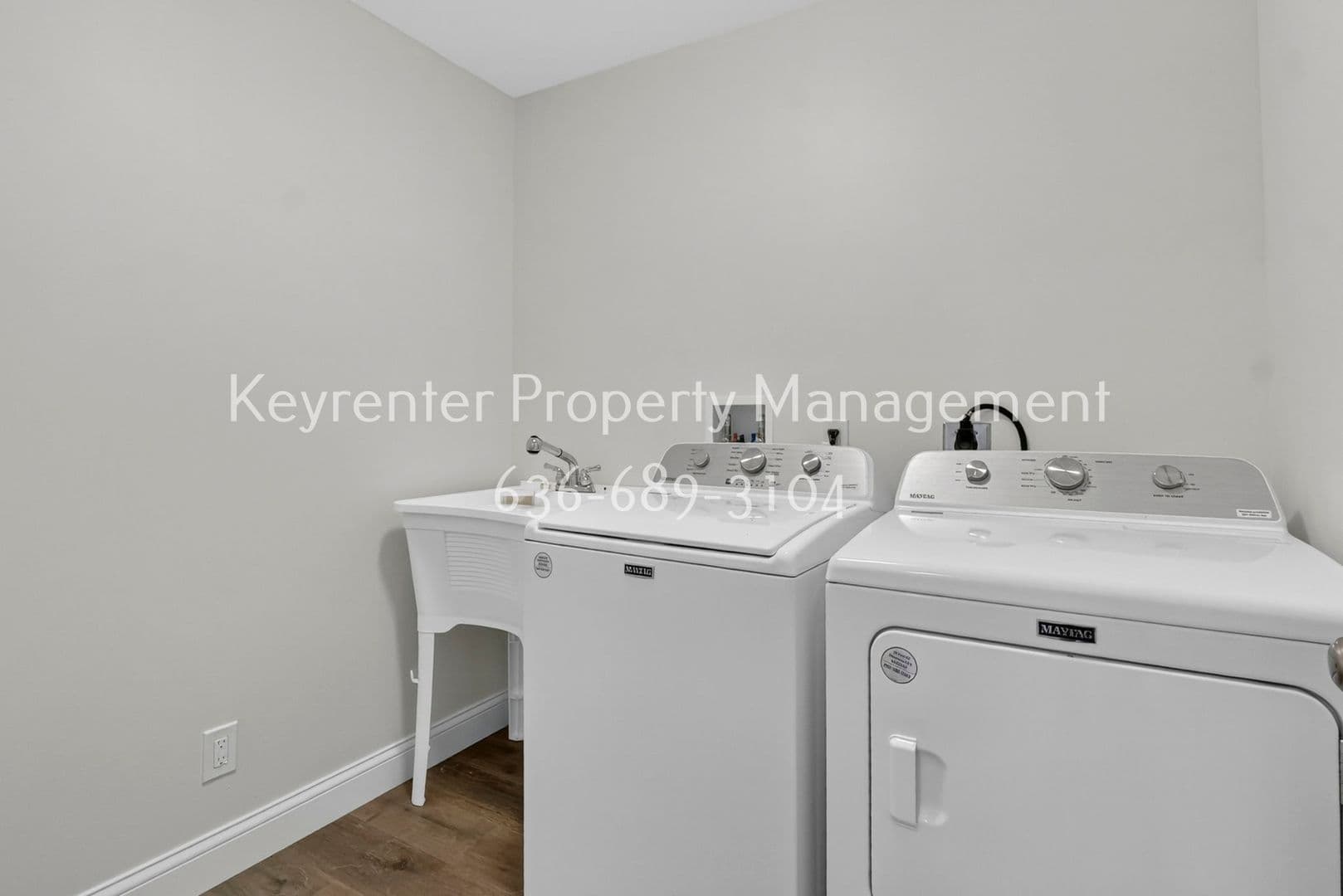 Hazelwood House: 926 Townhouse Ln