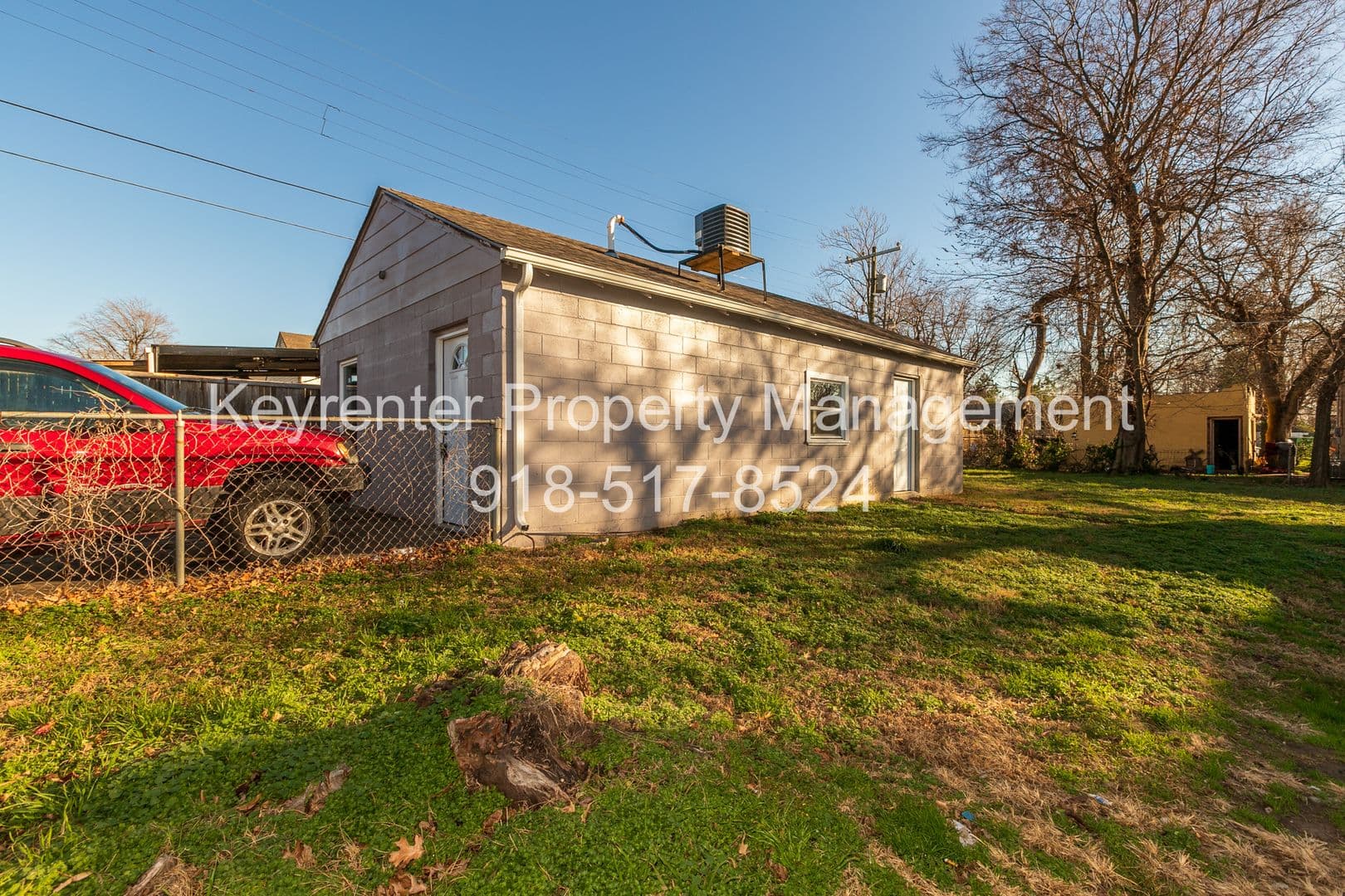 Tulsa Apartment: 1345 N Lewis Pl
